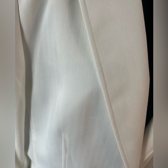 Kasper Women's Plus-Size Stretch Crepe Blazer/Jacket, size 16 - Picture 3 of 5